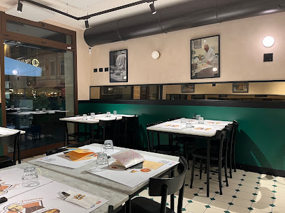 L'Antica Pizzeria da Michele Modena - Centro L'Antica Pizzeria da Michele Modena