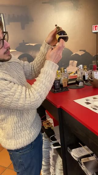 L'oro nero catturato negli scatti da Malpighi, Modena – foto 7
