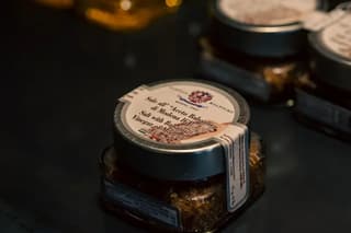 L'oro nero catturato negli scatti da Malpighi, Modena – foto 9