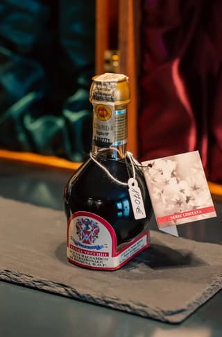 L'oro nero catturato negli scatti da Malpighi, Modena – foto 11