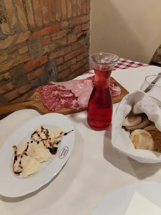 Scattate dai clienti, Modena – foto 2