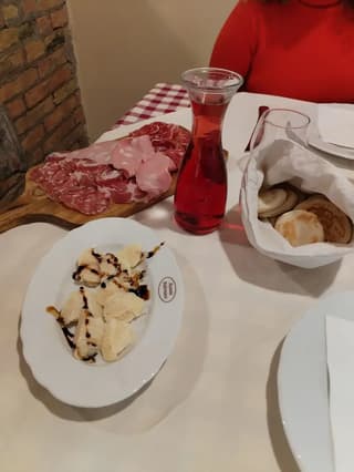 Scattate dai clienti, Modena – foto 3