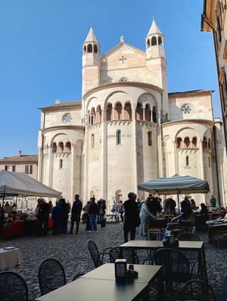 Scattate dai clienti, Modena – foto 6