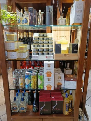 Scattate dai clienti, Modena – foto 4