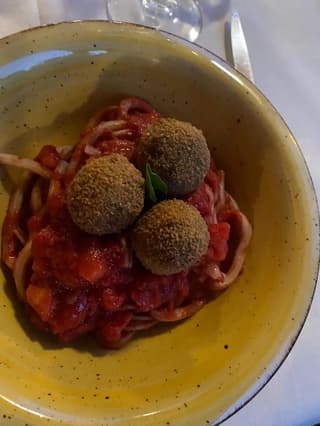 Scattate dai clienti, Modena – foto 1