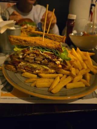 Scattate dai clienti, Modena – foto 3