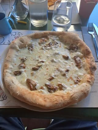 Pizze creative e momenti catturati dai clienti in Centro, Modena – foto 7
