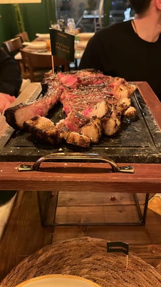 Brace, carne e sapori pugliesi immortalati dai clienti al Mannarino, Modena – foto 2