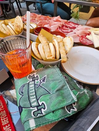 Scattate dai clienti, Modena – foto 6