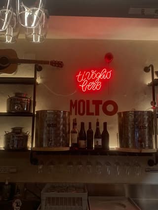 Scattate dai clienti, Modena – foto 4