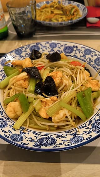 Vapore, brodo e autenticità: benvenuti da Nōdo, Modena – foto 4