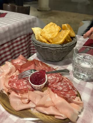 Scattate dai clienti, Modena – foto 2