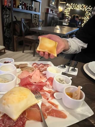 Scattate dai clienti, Modena – foto 3