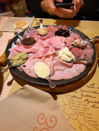 Scattate dai clienti, Modena – foto 5