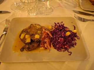 Sapori modenesi tradizionali catturati dai clienti alla Taverna, Modena – foto 6